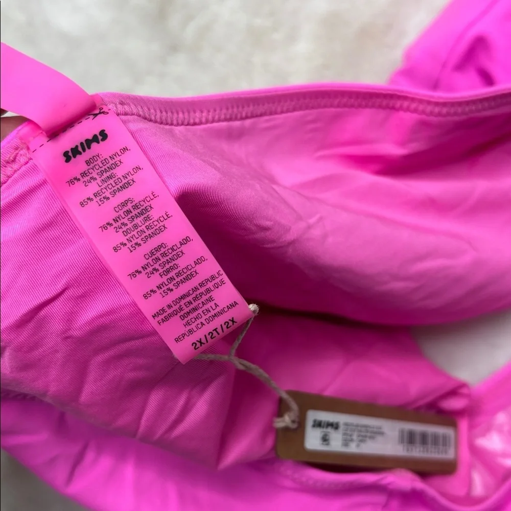 NWT SKIMS HALTER MONOKINI IN Taffy SZ 2X